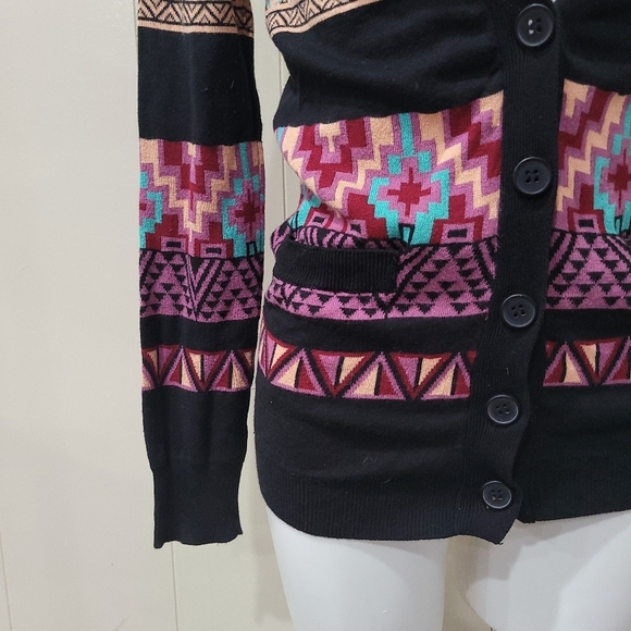 Nollie Women Black Aztec Tribal Print Cardigan XS Button Front - Picture 4 of 9